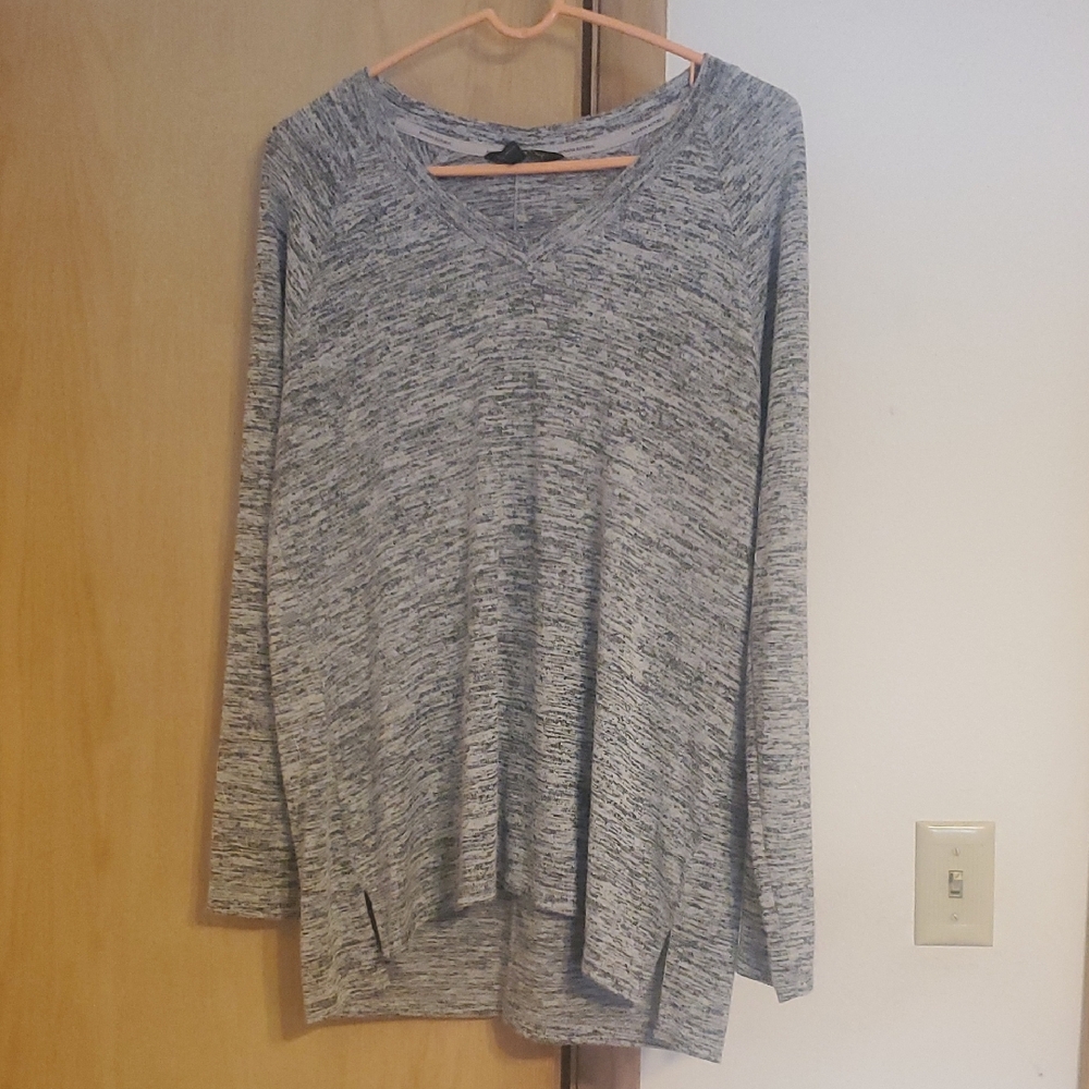 Banana Republic V Neck Top